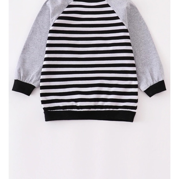 NEW - Black & Grey Stripe Boy Lightweight Sweater Shirt - Picture 6 of 6